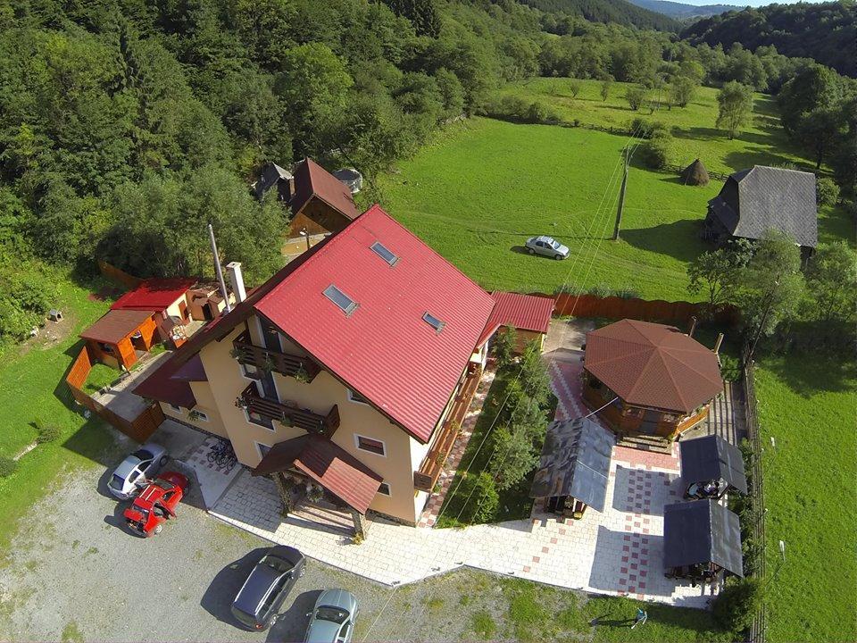 Pensiunea Claudia Scrind-Frăsinet Extérieur photo